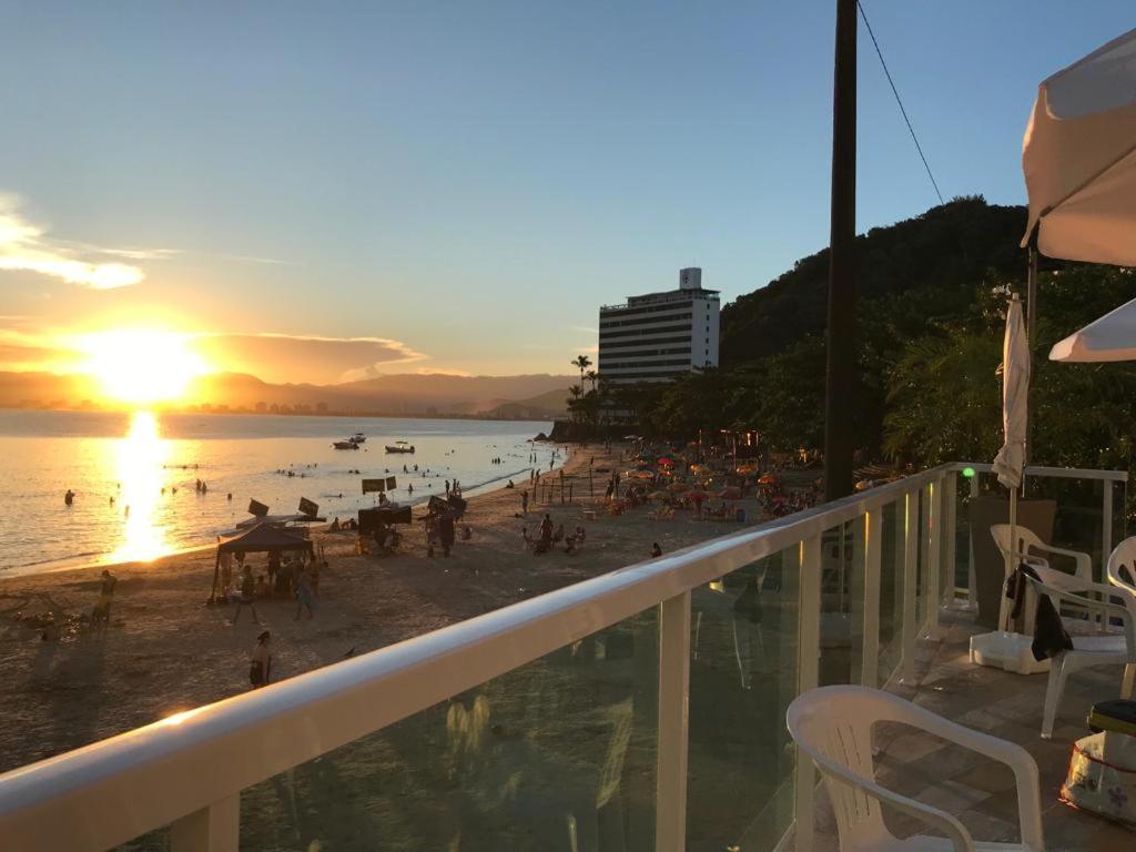 Apartamento Pe Na Areia Frente Para O Mar E Piscina Na Prainha Caraguatatuba Zewnętrze zdjęcie